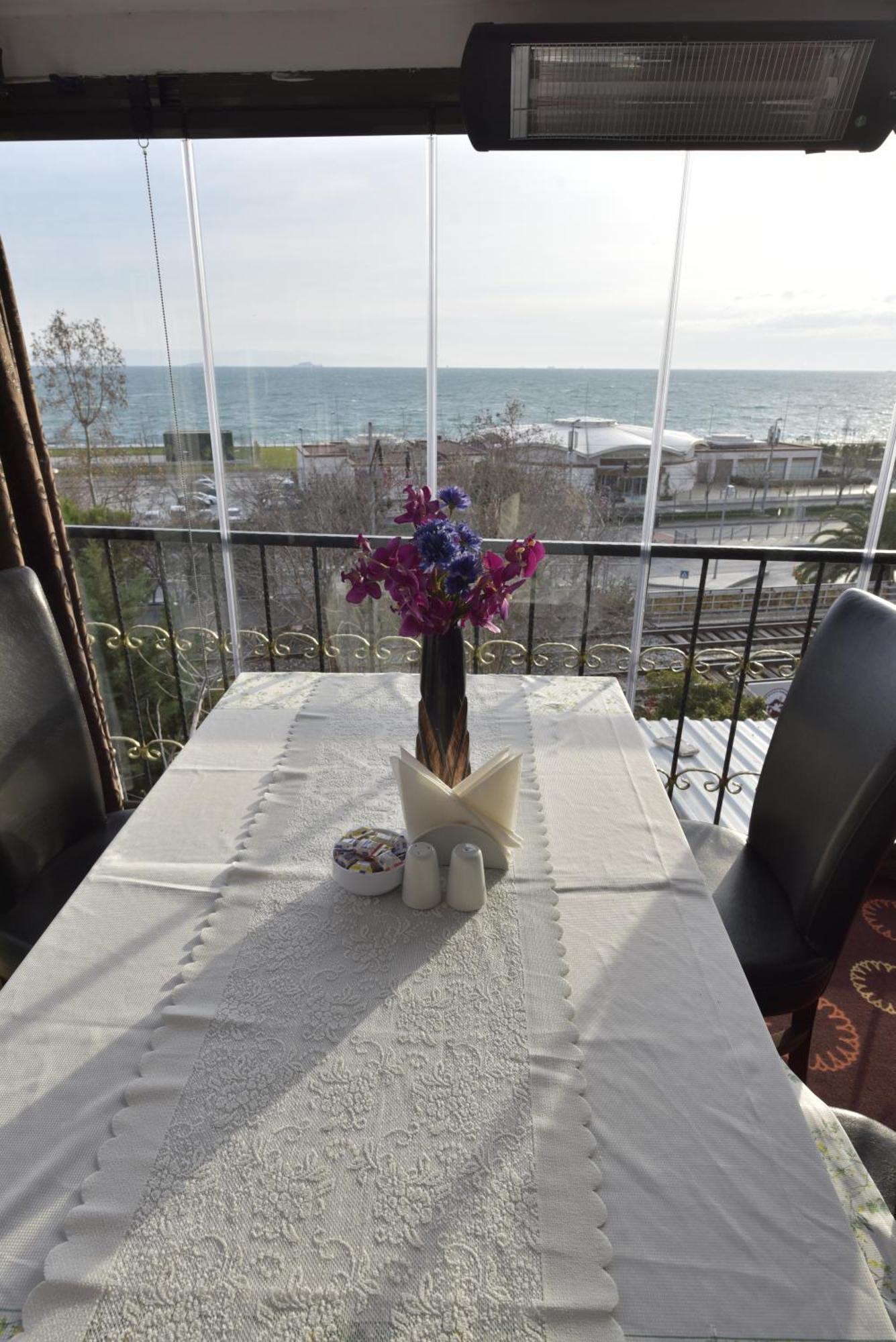 Golden Palace Sea View イスタンブール エクステリア 写真